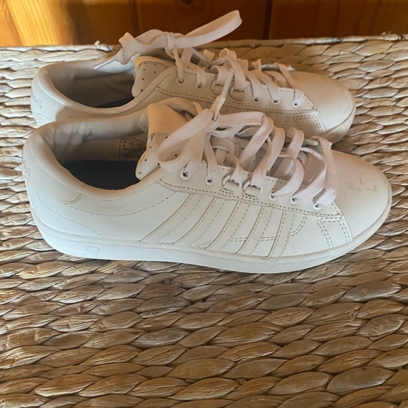 KSwiss Shoes Kswiss Tennis Shoes One Only One Time Size 7 Poshmark